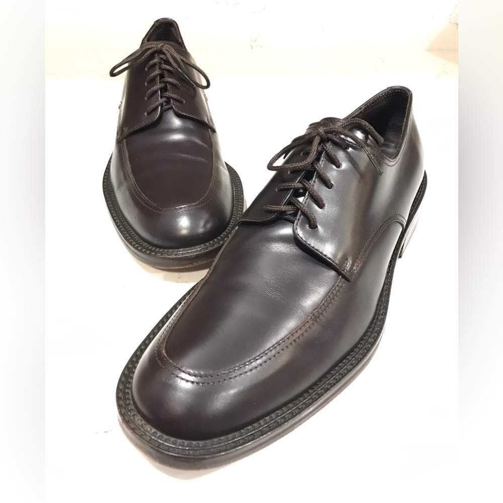 To Boot New York Adam Derrick Brown Oxford Style 618 Size 10. Used in good cond